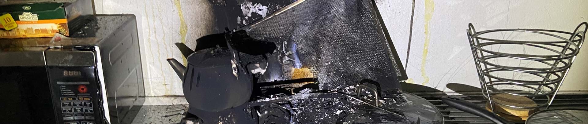 brand i køkken, slukket