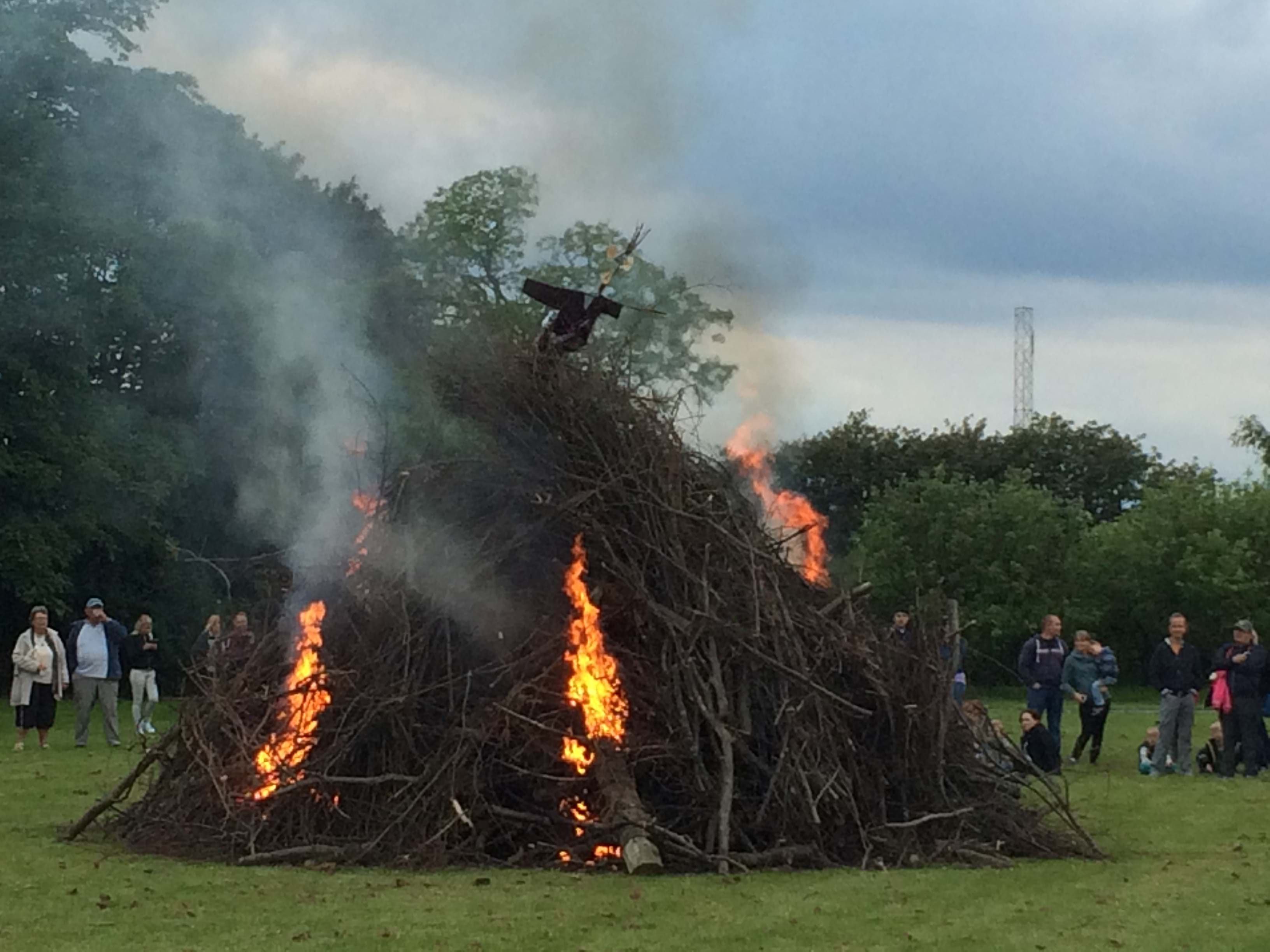 Stort Sankt Hans bål